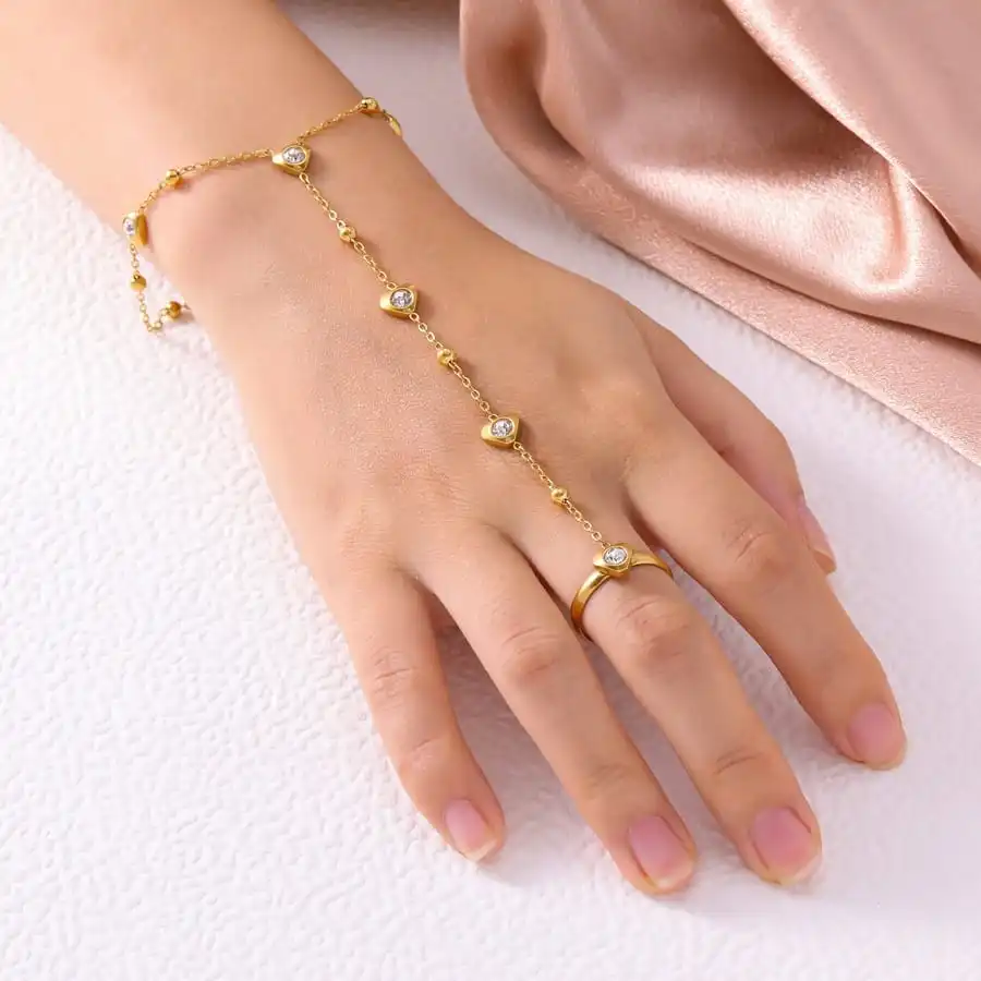 Heart-Shaped Stone Crystal Bracelet